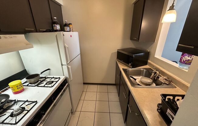 1 bed, 1 bath, $995, Unit 129