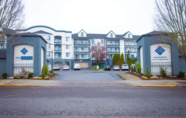 the building in which the hotel is located