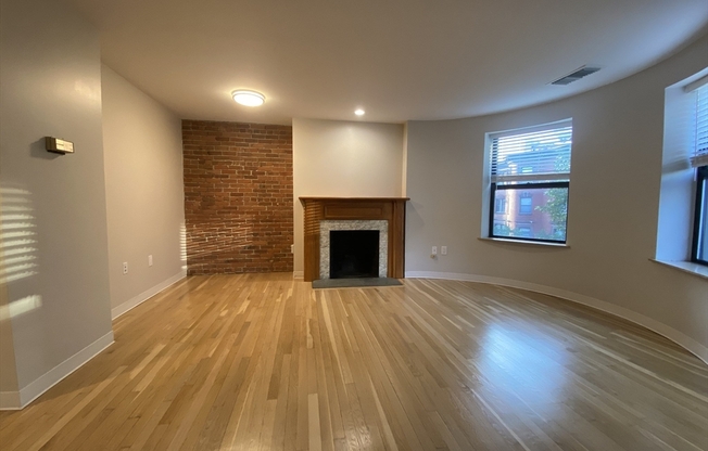 108 Gainsborough St.