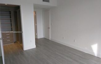 2 beds, 2 baths, 933 sqft, $3,750, Unit 1010 SW 2nd Ave # 1901 -