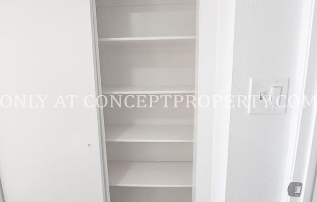 2 beds, 1 bath, 970 sqft, $1,399, Unit 40 PR