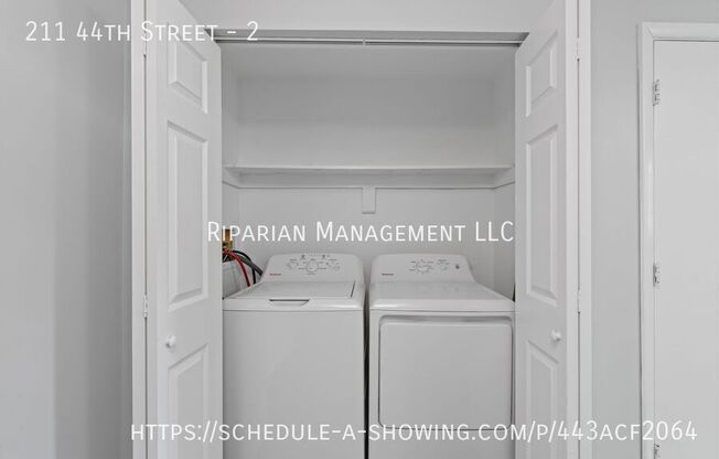 211 44 ST