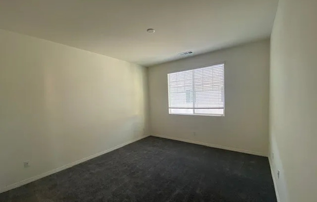 1 bed, 1 bath, $1,700