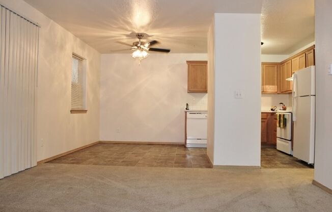 3 beds, 2 baths, 1,075 sqft, $1,750, Unit 309