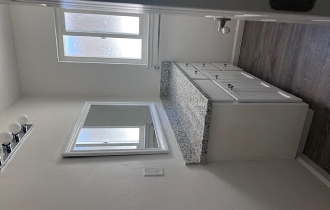 1 bed, 1 bath, $1,925, Unit 15