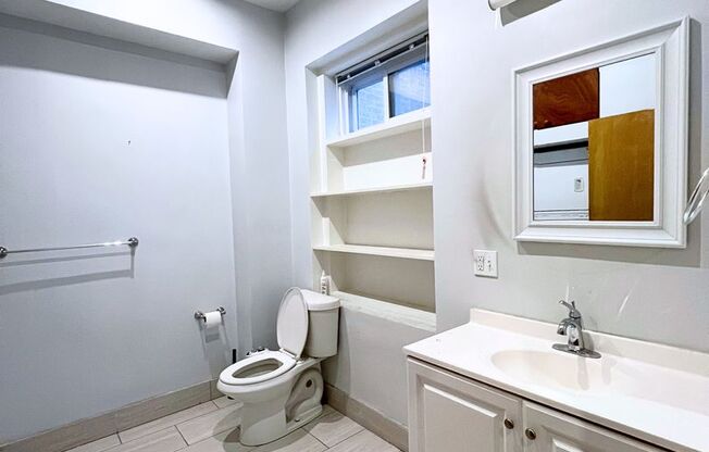 Studio, 1 bath, 530 sqft, $1,450, Unit 26-2R