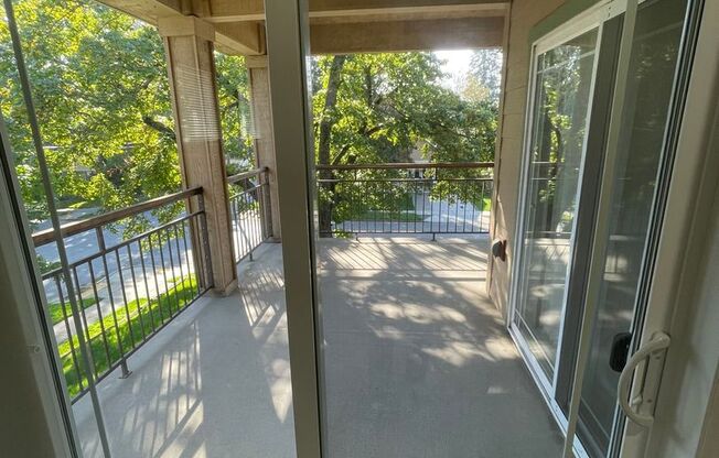 217 E Garden