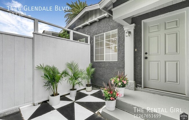 1414 GLENDALE BLVD