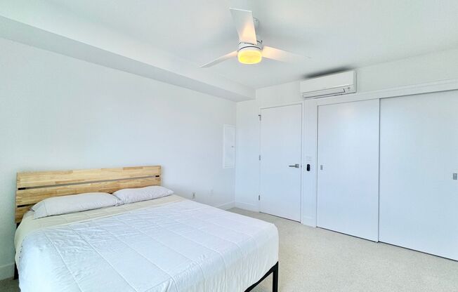 1 bed, 1 bath, $3,300