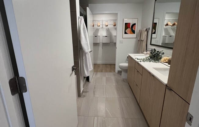 7200 W 4 AVE