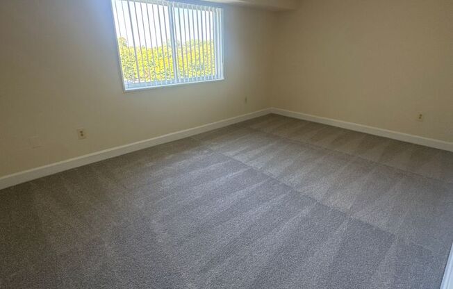 3 beds, 2 baths, 1,300 sqft, $2,300, Unit 3412 #203