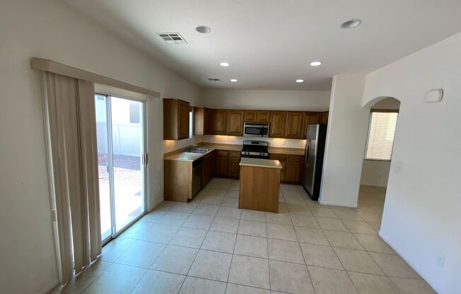 NW AREA -CHARMING 2 STORY WITH OPEN FLOOR PLAN