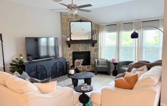 5840 Coppermill
