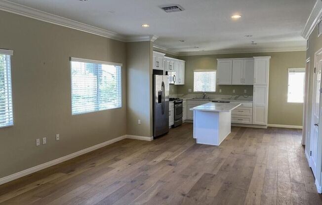 3 beds, 3 baths, $3,700