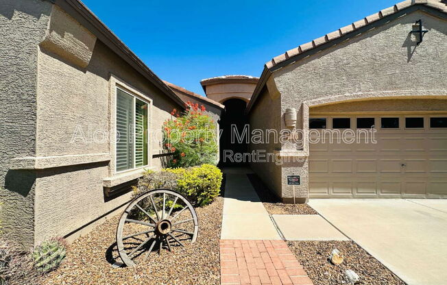 2720 E HAZELTINE WAY