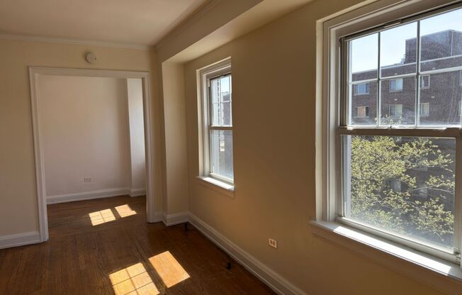 Studio, 1 bath, 301 sqft, $1,425, Unit Wellington 709