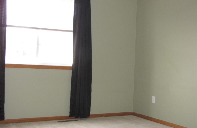 2 beds, 2 baths, $1,850