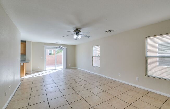 4 beds, 2.5 baths, $1,900
