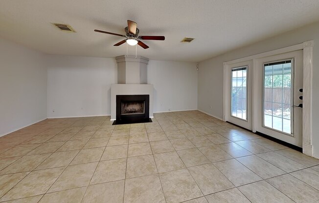 447 IRONGATE RDG