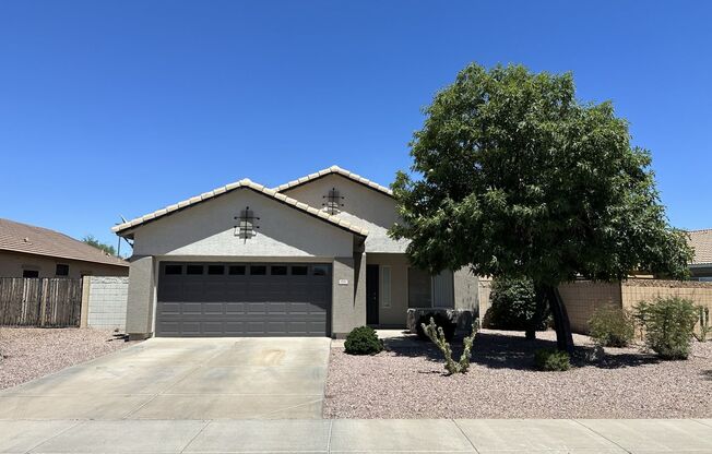 Nice 4 bedroom,2bath in Gilbert.