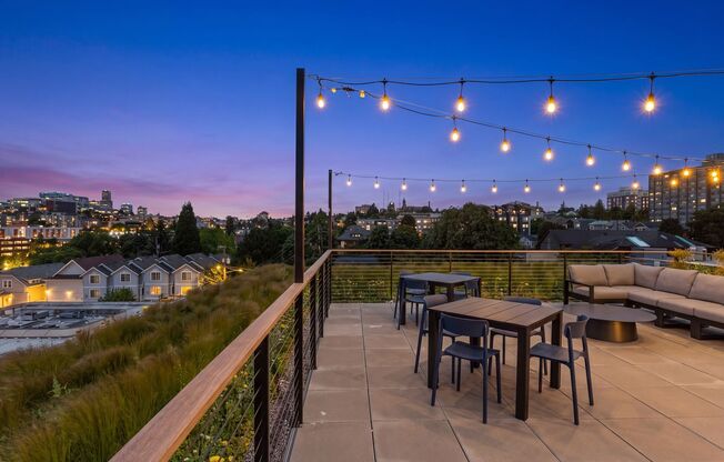 1 bed, 1 bath, 421 sqft, $1,795, Unit 409