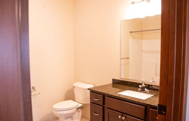 2 beds, 2 baths, $1,795, Unit 202