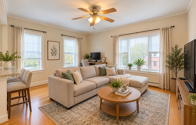 1 bed, 1 bath, 600 sqft, $1,099, Unit 312