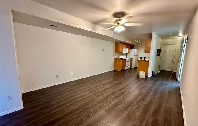 230,32,34,36 Leadora Ln.