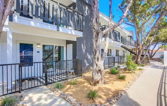 Studio, 1 bath, 589 sqft, $2,095, Unit 48