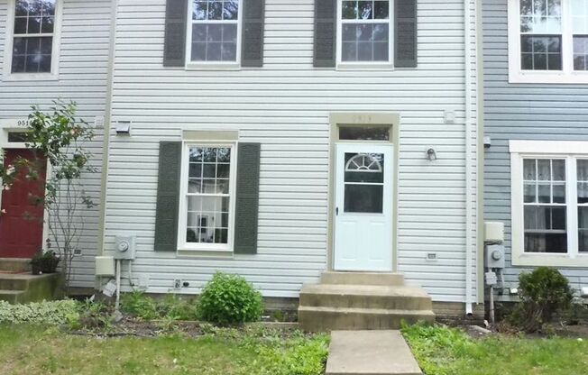 Spacious Townhome in Gaithersburg
