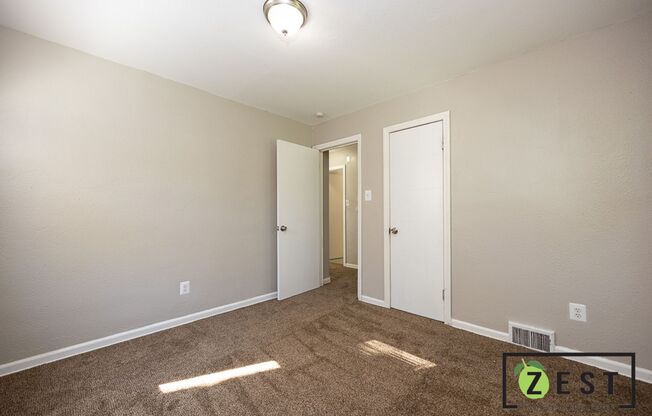 3 beds, 1 bath, $1,300