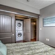 1 bed, 1 bath, 590 sqft, $1,195, Unit A - 1010 Unit 202 - A590 Lake View