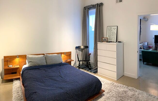 1 bed, 1 bath, 700 sqft, $2,395, Unit 406