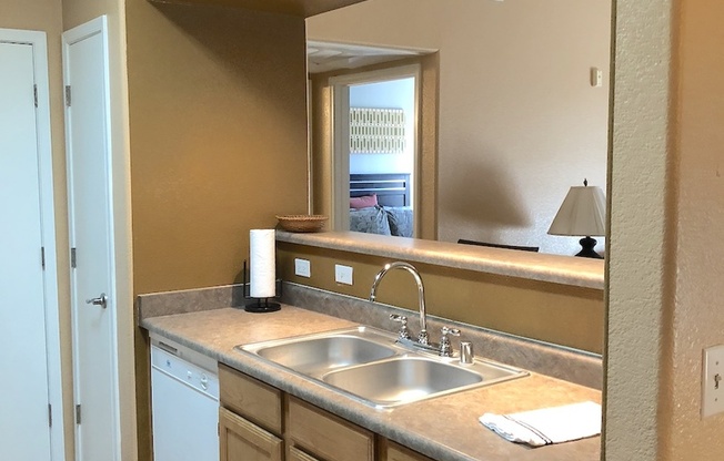 1 bed, 1 bath, $1,600
