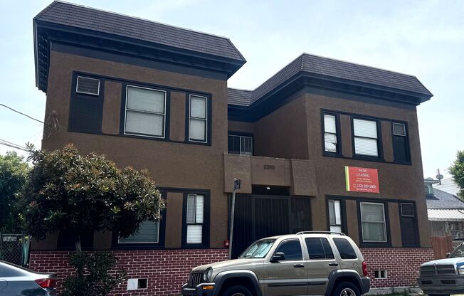 1bed1bath Apartment Available Near USC Campus!
