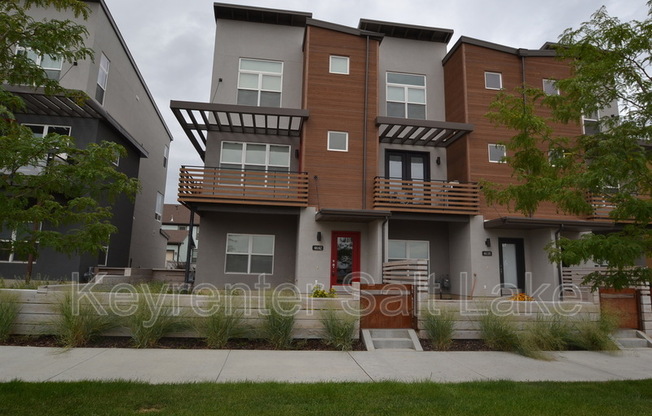 4642 W South Jordan Pkwy