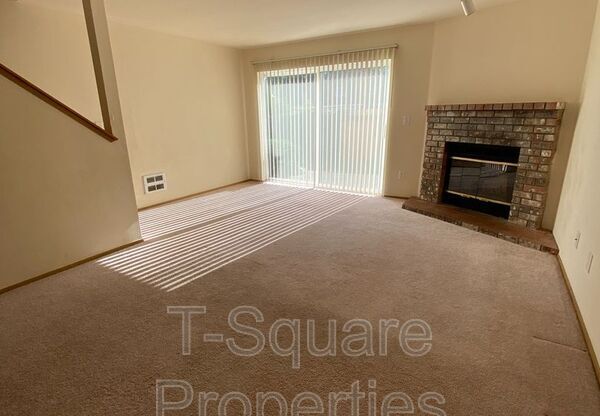 7614 230 ST SW