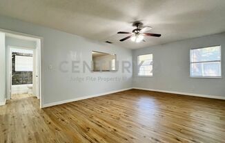 2 beds, 1 bath, $1,295