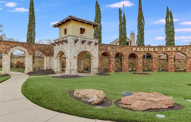 Gorgeous 3 Bed 2 Bath Home at the beautiful Paloma Lake Estates Round Rock