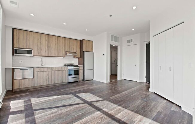 1 bed, 1 bath, 499 sqft, $2,082, Unit 317