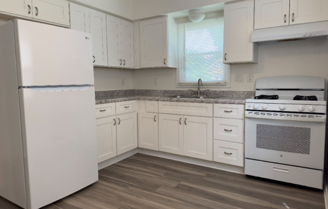 2407 S 68 ST