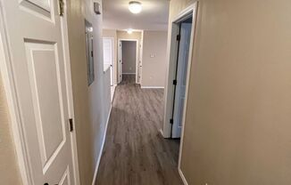 2 beds, 2 baths, $895