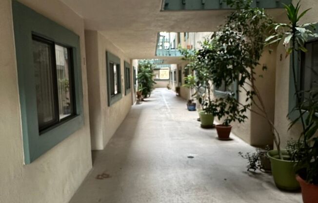 MISSION HILLS...  Top-Floor 2 Bedroom, 2 Bath Condo in Torrance Canyon Available Now!