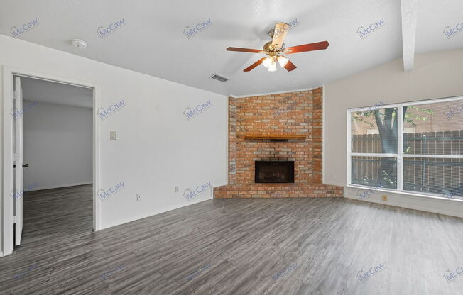 1429 BRK MDW CIR