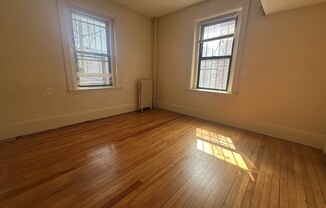 1 bed, 1 bath, 400 sqft, $2,100, Unit 2