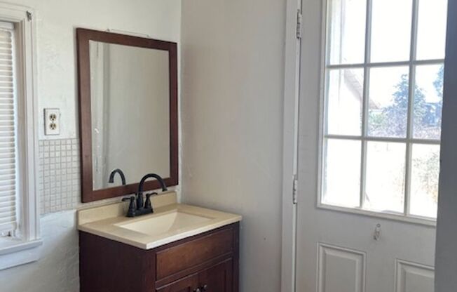 2 beds, 1.5 baths, $1,750