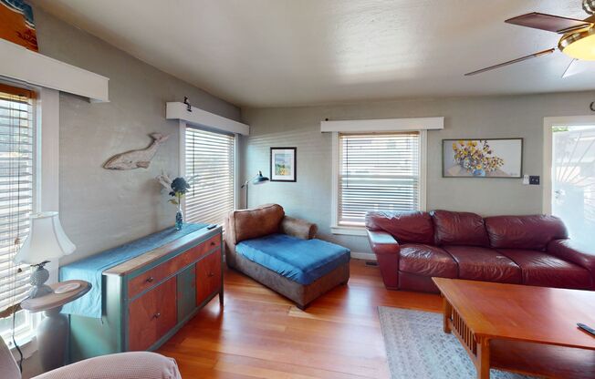 Furnished 2 Bed 1.5 Bathroom in Cayucos!