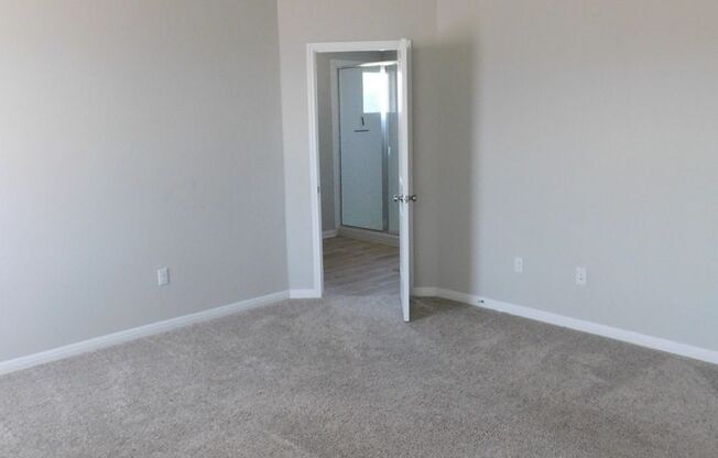 Larkspur 4/2 for lease