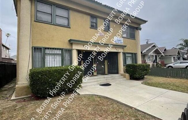 752 Orange Ave.