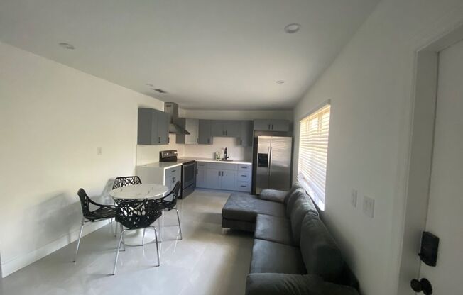 201-203 NE 12th Ave